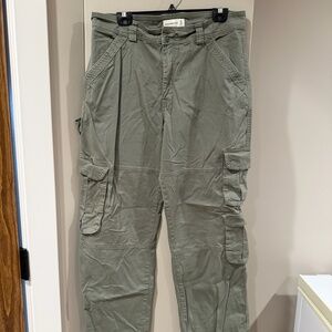 Abercrombie & Fitch Green Cargo Pants Size 32/14